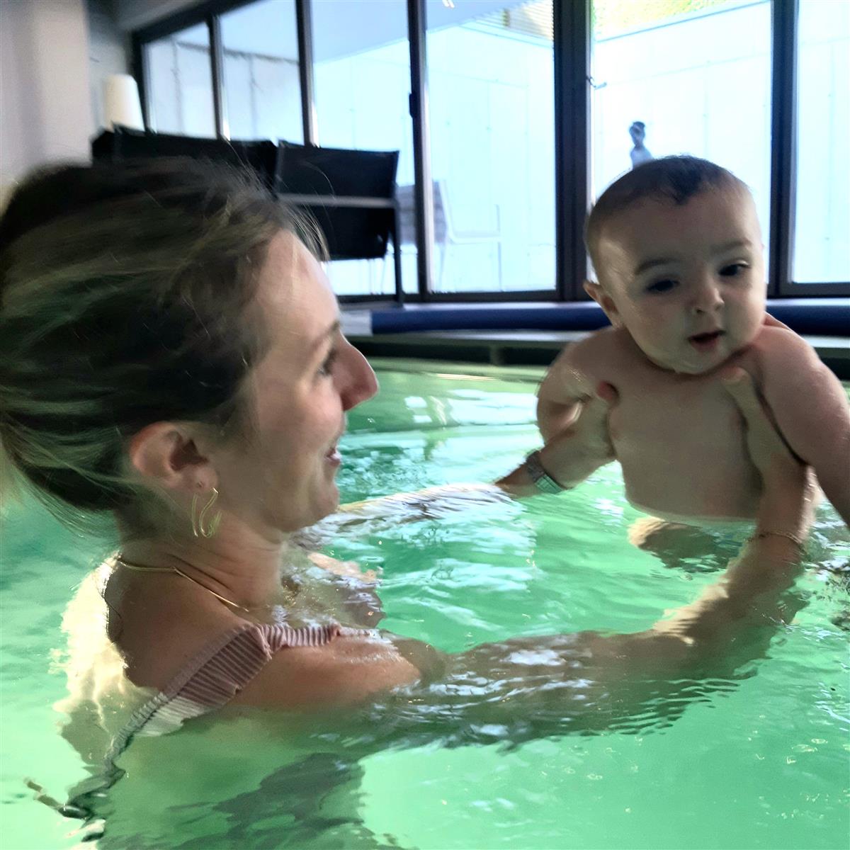 AQUANATAL - POST natale yoga in het water MET BABY - SESSIE zat 24 MEI  2025 om 10u00 @ DILBEEK